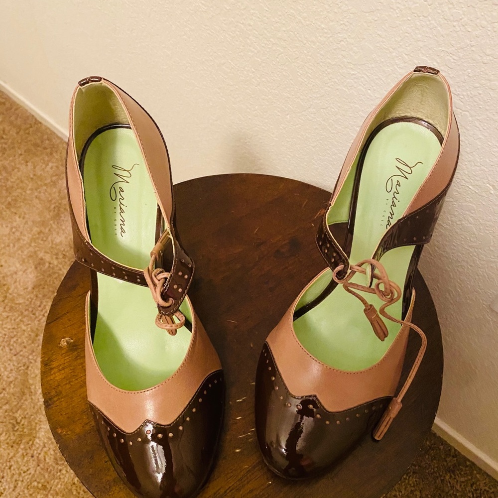 Shoes - Picture 3 of 7